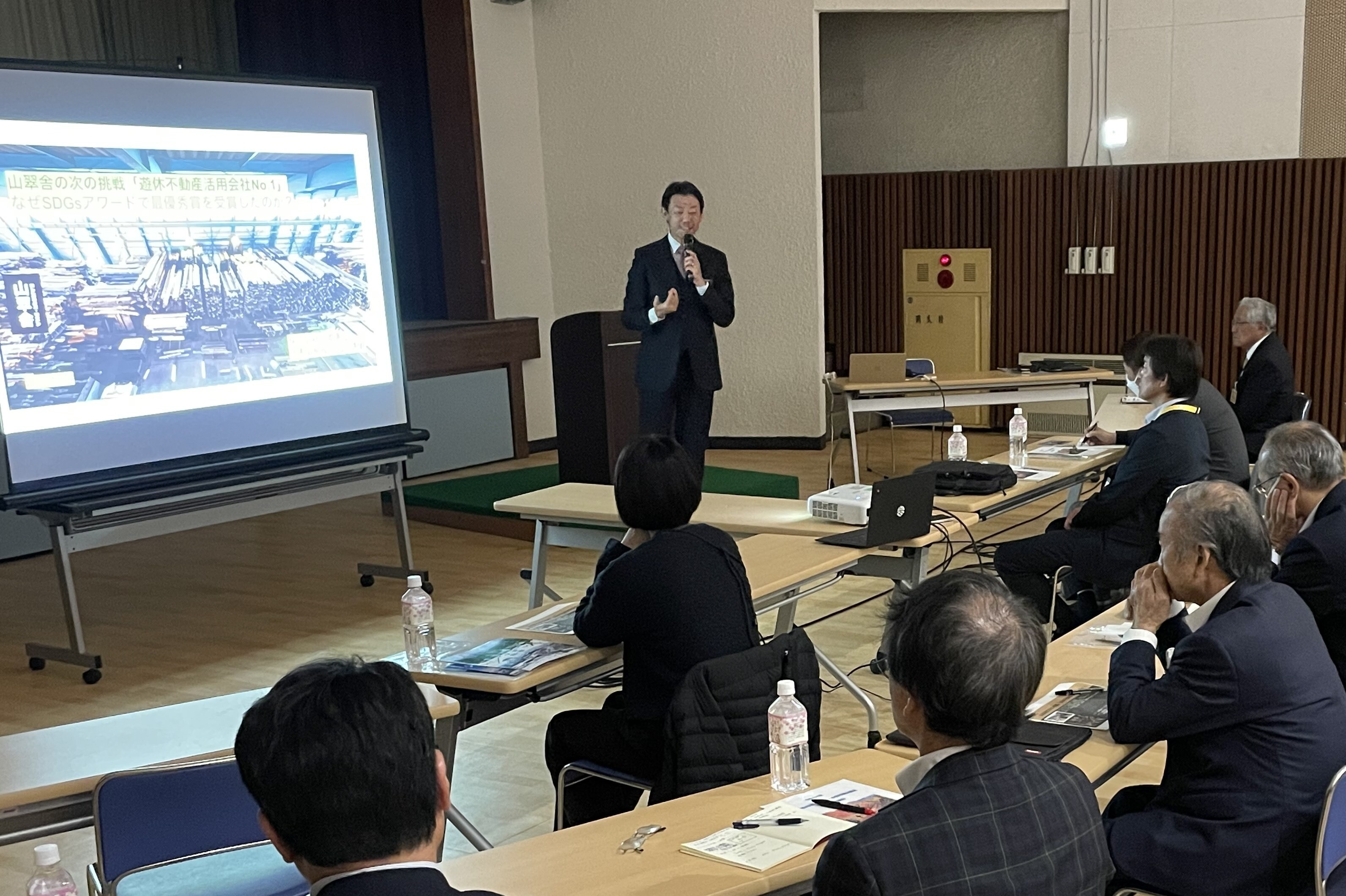 【講演会リポート】白馬村・小谷村・糸魚川議会協議会にて代表山上が登壇：山翠舎が語る地域活性化の道のサムネイル